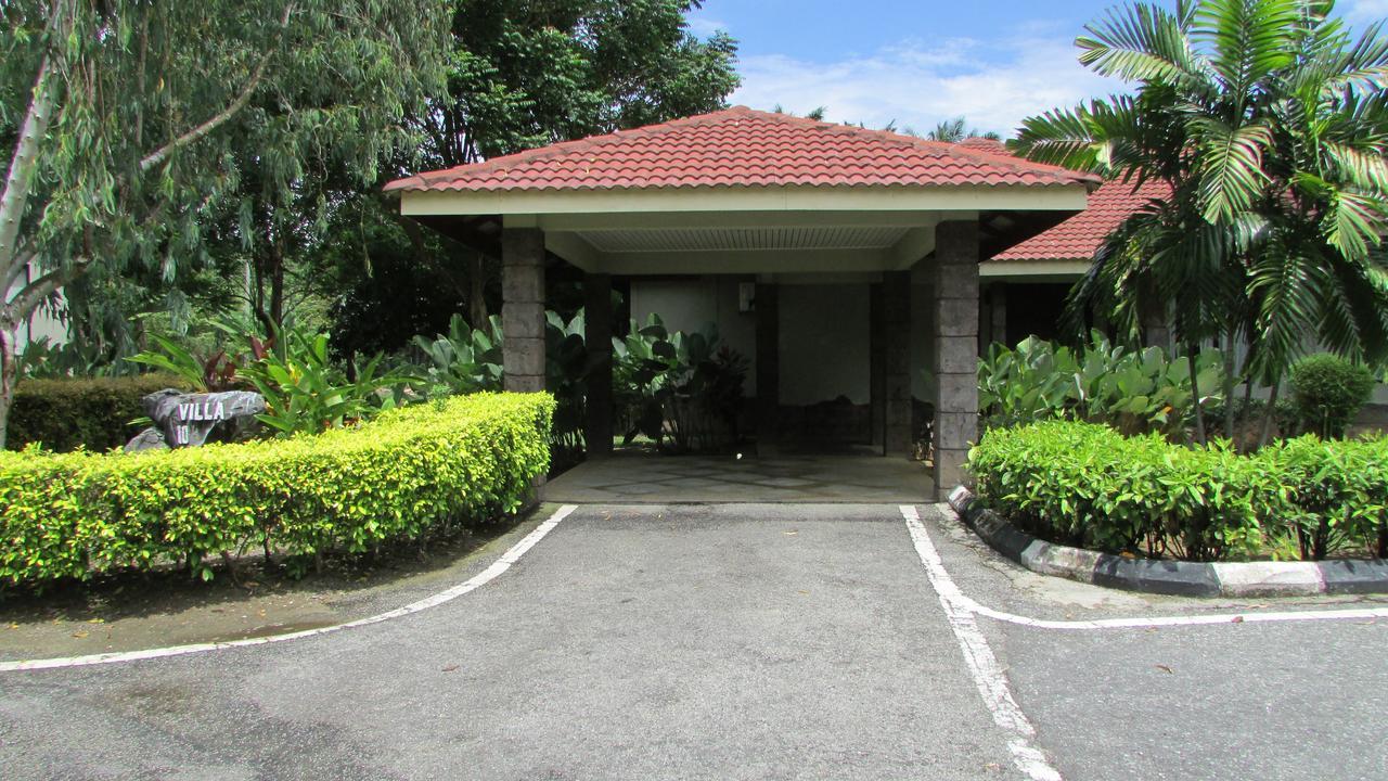 Hotel Felda Residence Hot Springs Sungkai Esterno foto
